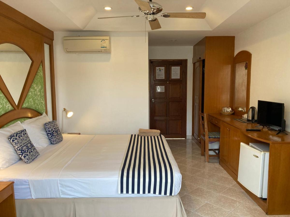 Waree'S Guesthouse Kata Beach  Exterior foto