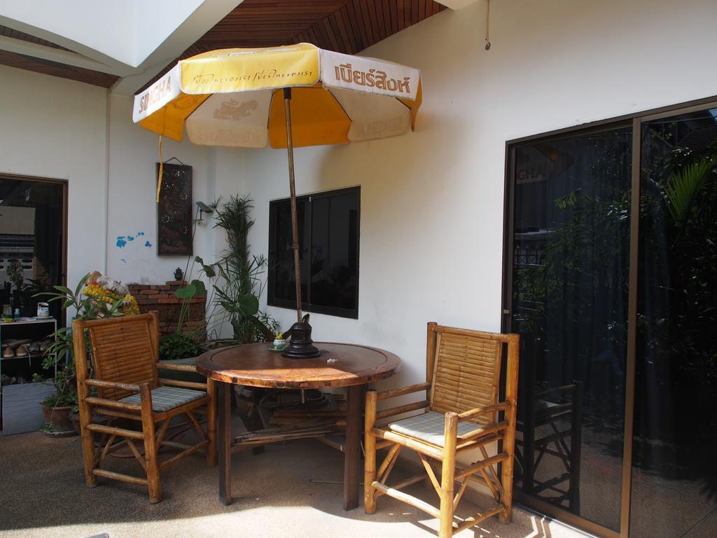 Waree'S Guesthouse Kata Beach  Exterior foto