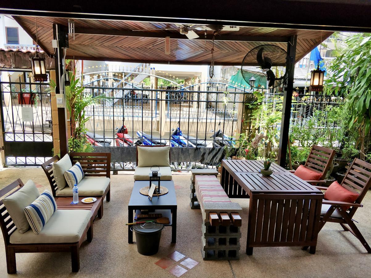 Waree'S Guesthouse Kata Beach  Exterior foto